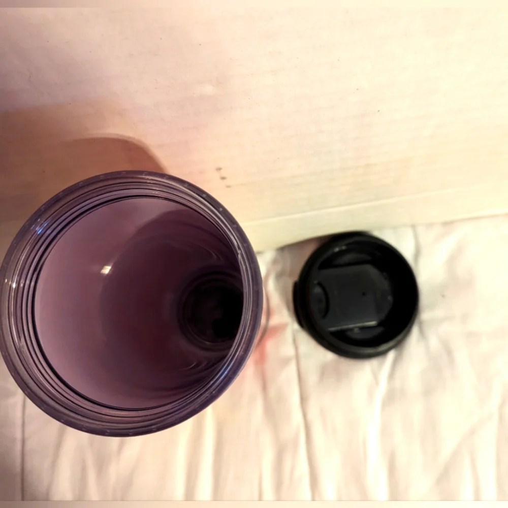 Starbucks Holiday Tumbler With Lid 16Oz